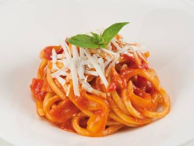 Troccoli à la crème de poivrons et ricotta salée