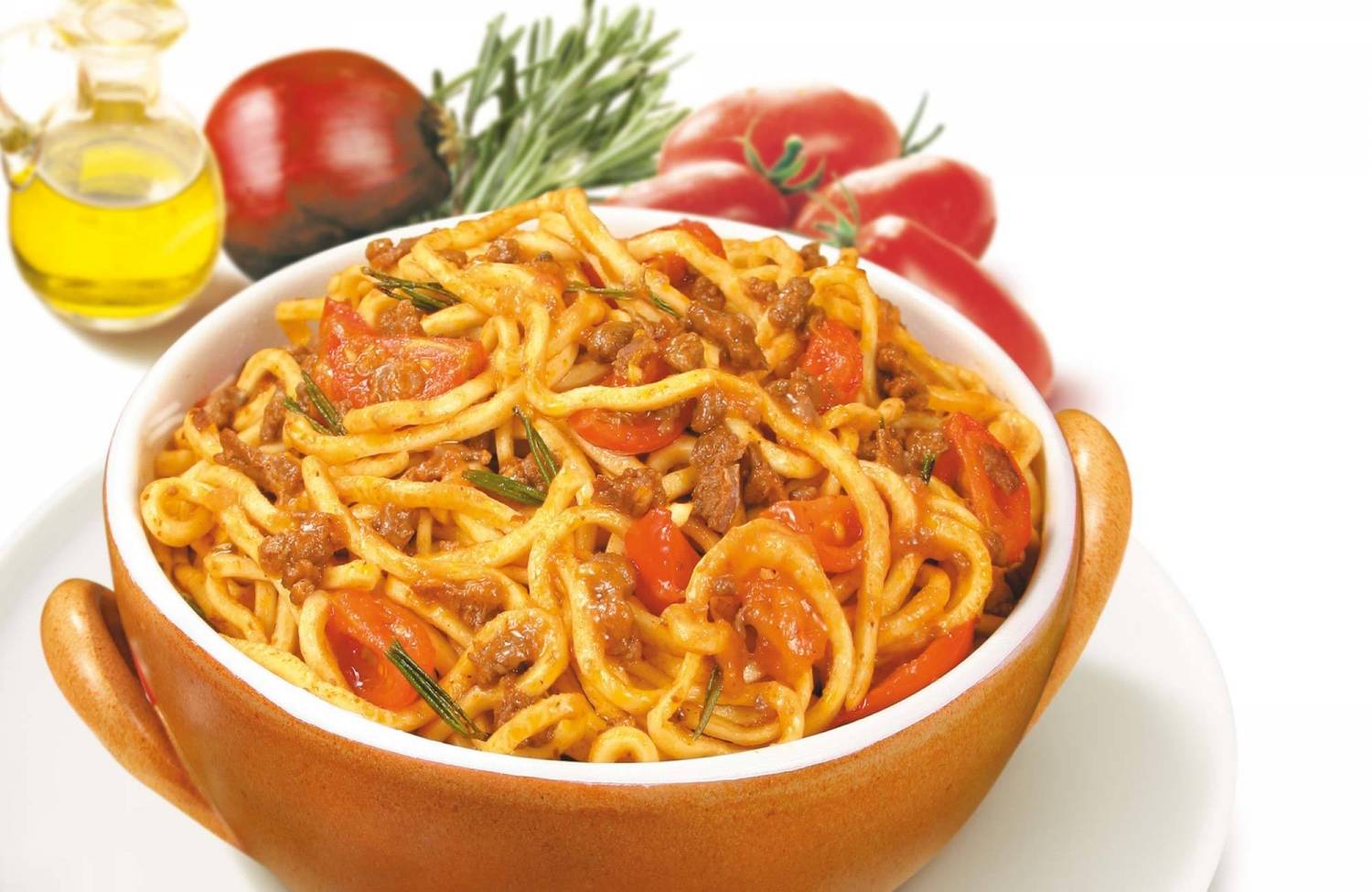 Espaguetis «alla chitarra» con ragú de jabalí